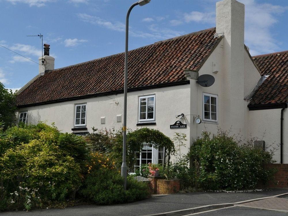 Station Farm Guest House Leeds  Exterior photo